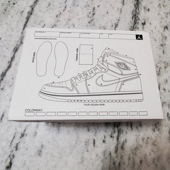 Jordan 1 Bred - Picture 11 of 12